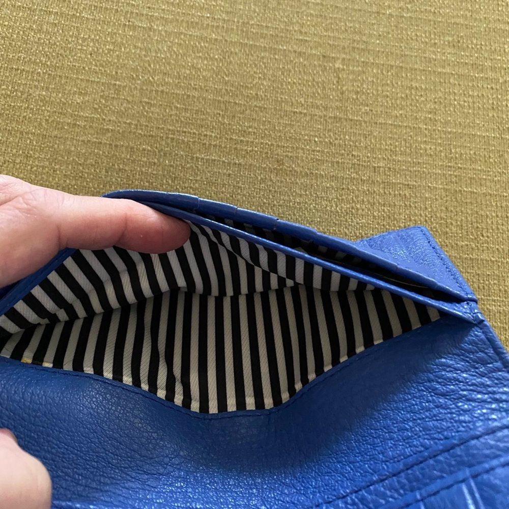 🔥NWOT Kate Spade long wallet! Pristine condition! - Picture 6 of 11